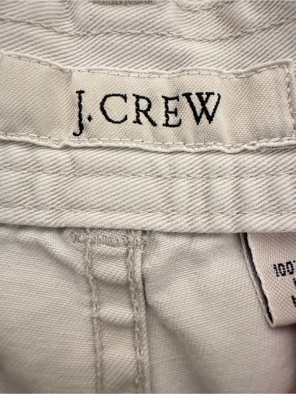 J.Crew Men's Off-White Raw Hem Shorts - Size 35 (Measure 31) b74